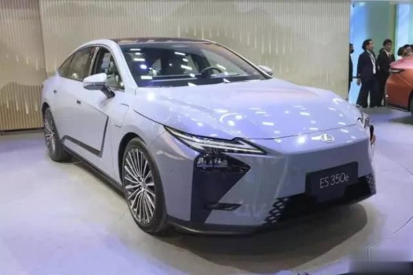 深圳知名的配资公司 新款雷克萨斯ES发布：运动外观、豪华内饰配2.5L混动